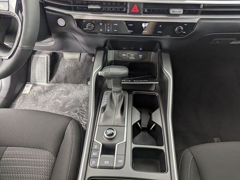 New 2026 Kia Sorento LX image 27