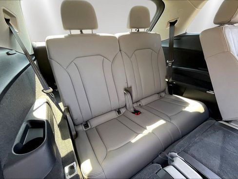 Used 2023 Audi Q7 3.0T Premium Plus image 26