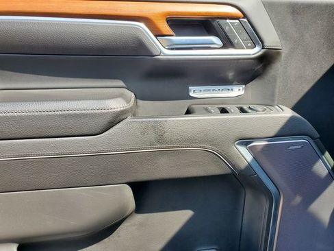 Used 2022 GMC Sierra 1500 Denali w/ Technology Package image 13