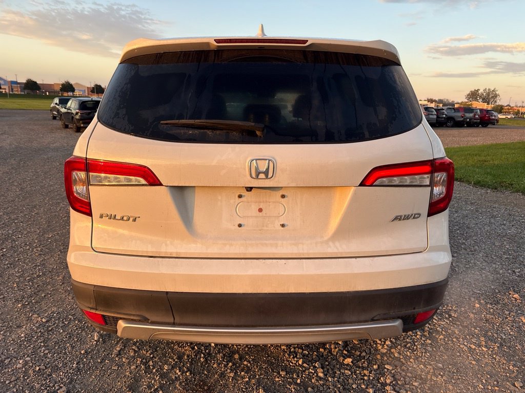 Used 2020 Honda Pilot EX image 10