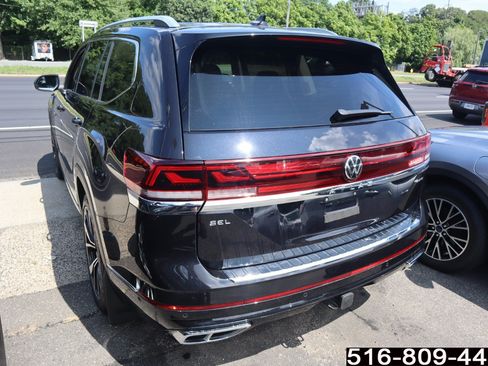Used 2024 Volkswagen Atlas SEL Premium R-Line AWD/4WD image 7