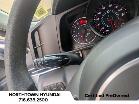 Certified 2023 Hyundai Elantra SEL FWD image 28