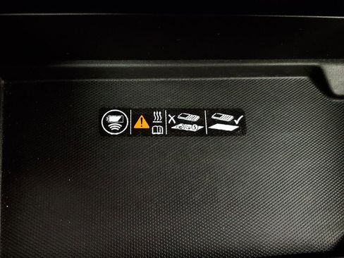 Used 2025 Chevrolet Tahoe Z71 w/ Comfort Package image 25