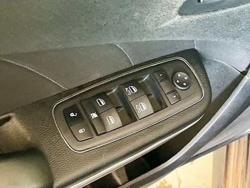 Used 2023 Dodge Charger GT w/ Technology Group RWD image 17