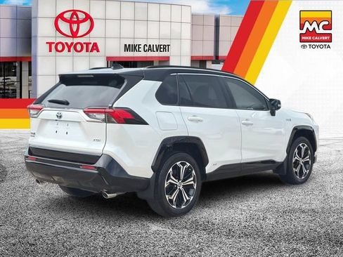 Used 2024 Toyota RAV4 XSE w/ Premium Package AWD/4WD image 5