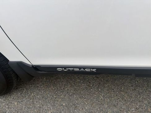 Used 2019 Subaru Outback 2.5i Premium image 33