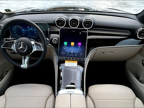 Used 2026 Mercedes-Benz GLC 300 image 14