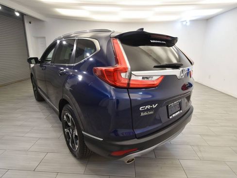Used 2019 Honda CR-V Touring image 3