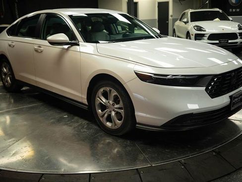 Used 2024 Honda Accord LX image 5