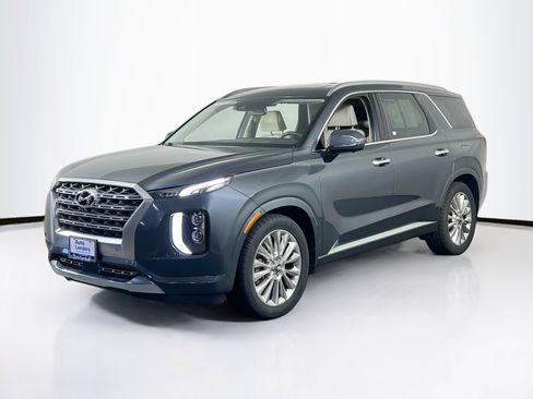 Used 2020 Hyundai Palisade Limited w/ Winter Weather Package image 1