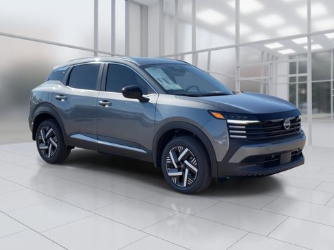 New 2026 Nissan Kicks SV w/ SV Premium Package image 8