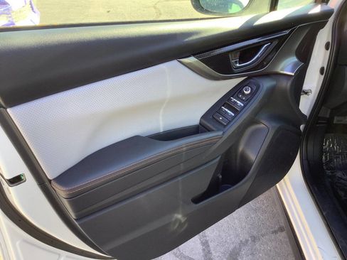 Used 2020 Subaru Crosstrek 2.0i Limited w/ Moonroof Package image 25