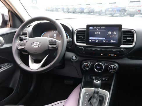New 2026 Hyundai Venue SEL FWD image 15