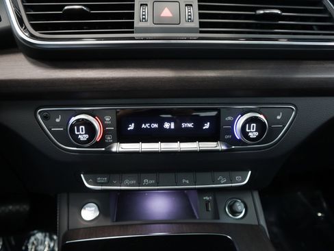 Used 2023 Audi Q5 2.0T Premium Plus image 26