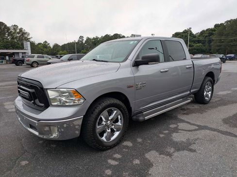 Used 2019 RAM 1500 Big Horn RWD image 8