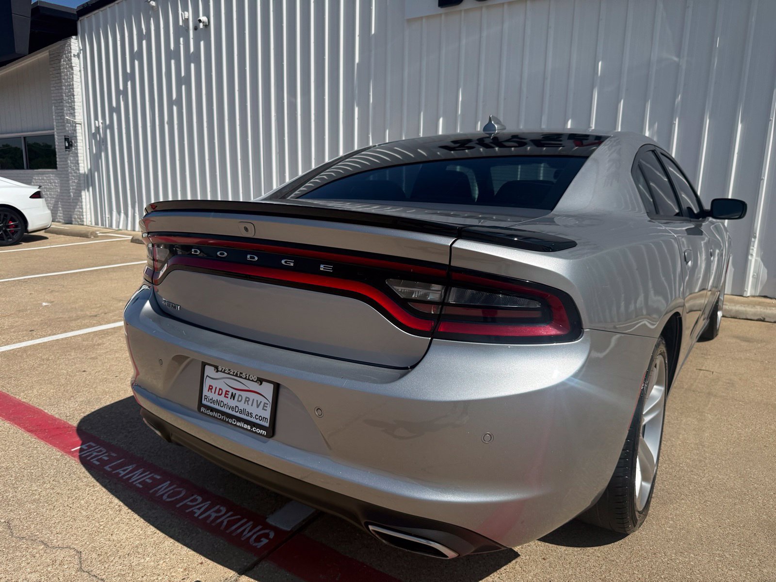 Used 2018 Dodge Charger R/T RWD image 6