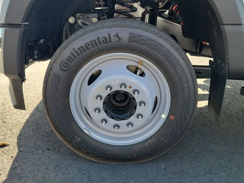 New 2026 Ford F450 XL w/ XL Chrome Package RWD image 27