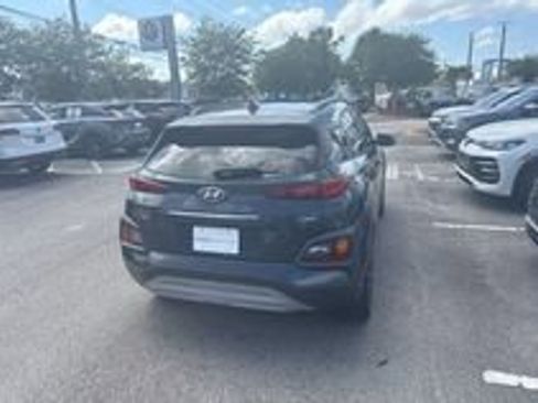 Used 2020 Hyundai Kona Limited FWD image 28