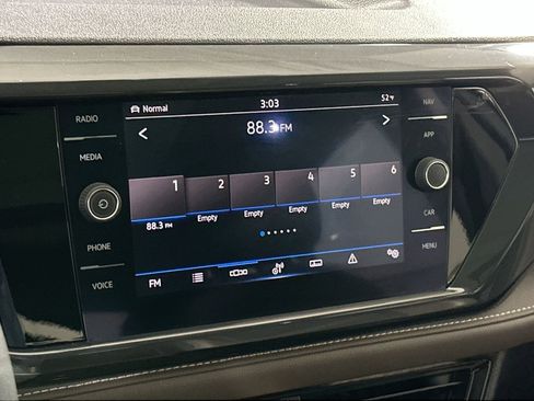 Used 2022 Volkswagen Taos SEL image 24