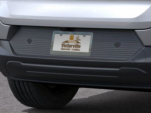 New 2026 Chevrolet Equinox EV LT image 14