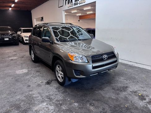Used 2011 Toyota RAV4 4WD w/ Base L4 Extra Value Pkg image 2
