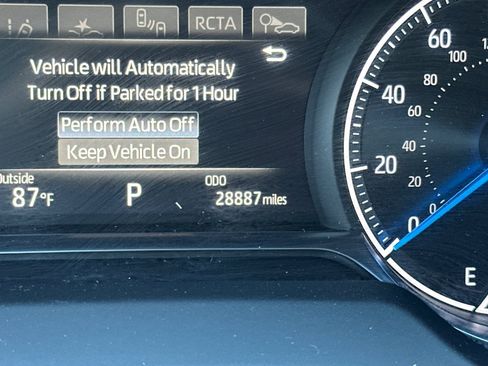 Used 2024 Toyota Venza LE AWD/4WD image 25