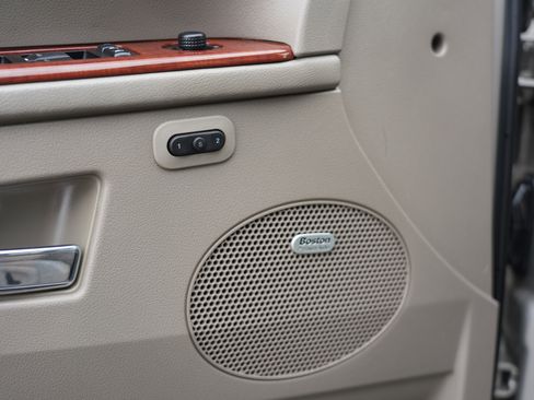 Used 2007 Jeep Grand Cherokee Limited image 16