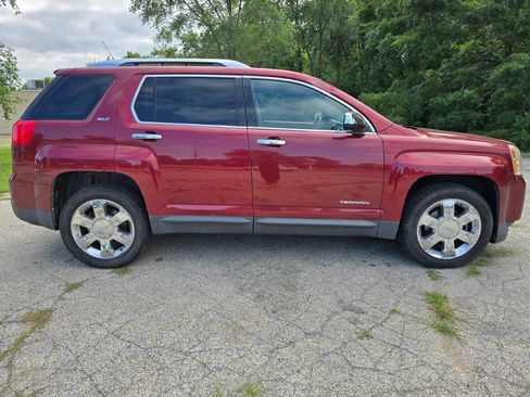 Used 2010 GMC Terrain SLT image 5