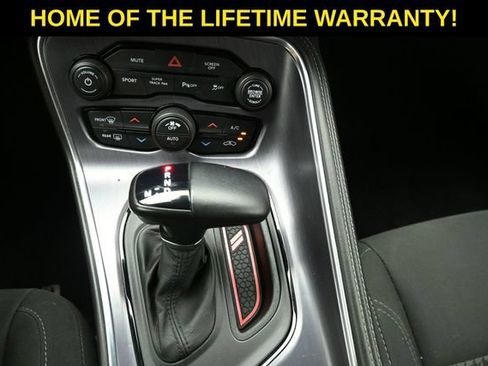 Used 2018 Dodge Challenger R/T w/ Blacktop Package RWD image 28
