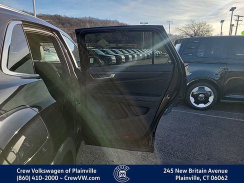 New 2026 Volkswagen Atlas Cross Sport SEL image 43