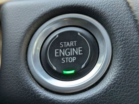 Used 2022 Chevrolet Tahoe RST w/ Sport Performance Package image 37