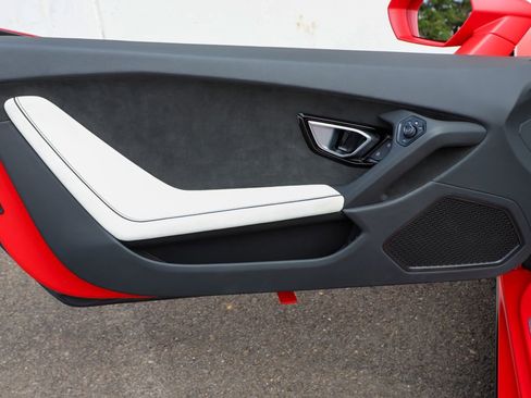 Used 2024 Lamborghini Huracan EVO image 50