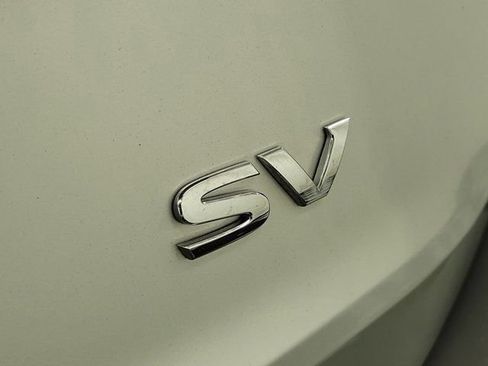 Certified 2023 Nissan Rogue SV image 8