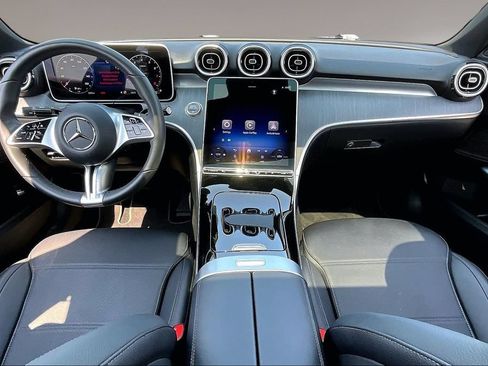 Used 2025 Mercedes-Benz C 300 4MATIC Sedan image 15