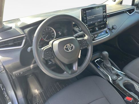 Certified 2021 Toyota Corolla LE FWD image 11
