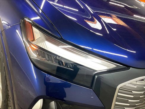 Used 2023 Audi Q4 e-tron Premium Plus w/ Premium Plus image 29