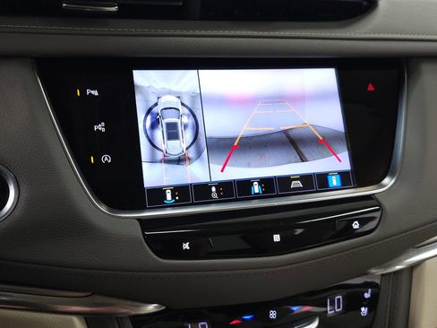 Used 2021 Cadillac XT5 Premium Luxury AWD/4WD image 28