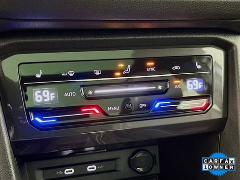 Certified 2024 Volkswagen Tiguan SE R-Line image 16