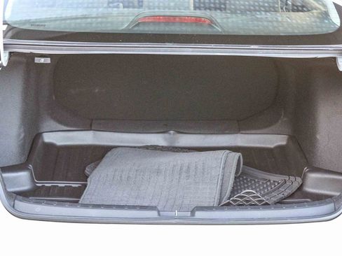 Used 2023 Honda Civic LX image 28