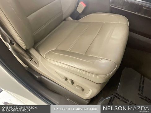 Used 2015 GMC Sierra 1500 Denali AWD/4WD image 28
