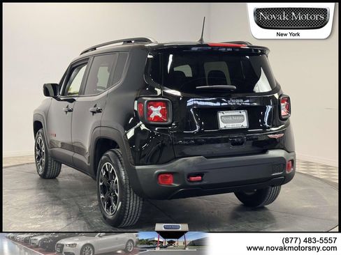 Used 2023 Jeep Renegade Trailhawk image 7