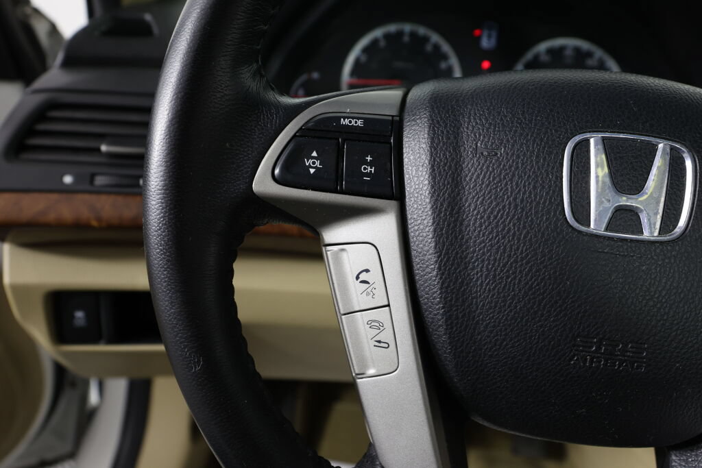 Used 2011 Honda Accord EX-L image 31