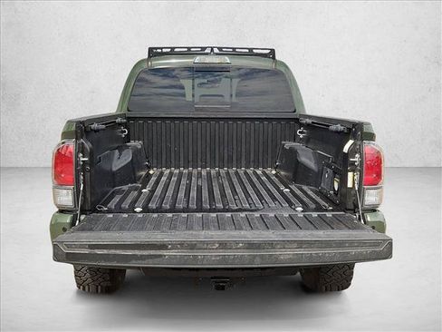 Used 2021 Toyota Tacoma TRD Off-Road w/ Technology Package AWD/4WD image 6