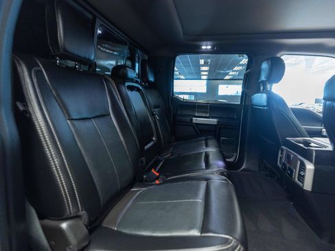 Used 2020 Ford F450 Lariat w/ Lariat Ultimate Package AWD/4WD image 12