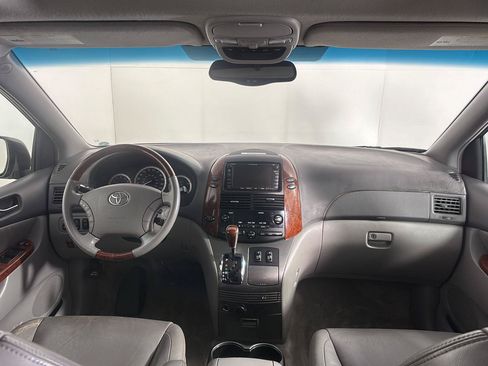Used 2005 Toyota Sienna XLE Limited w/ XLE Limited Pkg 2 AWD/4WD image 21