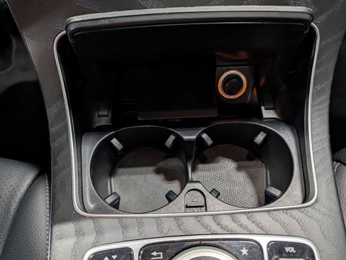 Used 2019 Mercedes-Benz GLC 300 4MATIC Coupe image 23