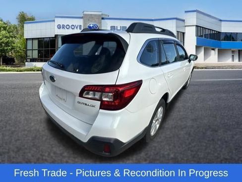 Used 2018 Subaru Outback 2.5i AWD/4WD image 6