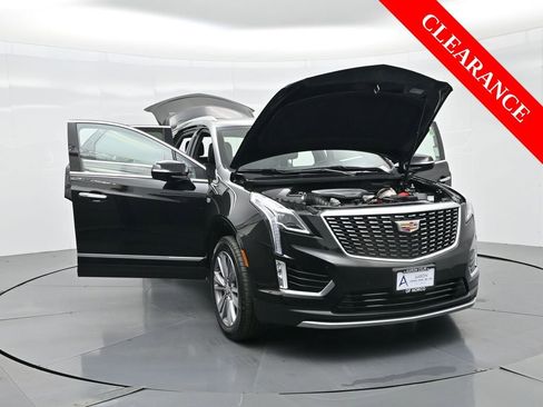 Used 2025 Cadillac XT5 Premium Luxury image 36