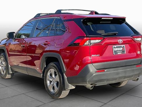 Used 2025 Toyota RAV4 LE AWD/4WD image 12