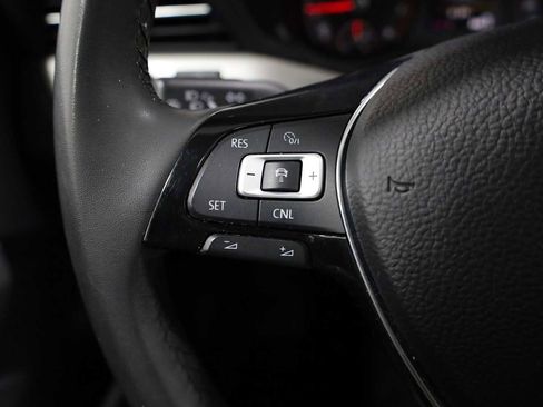 Used 2021 Volkswagen Passat 2.0T SE image 25